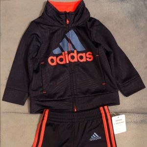 Adidas  Boys 2-Piece Set. Size 6 months